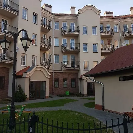 Apartament Rodzinny W Centrum Apartment *